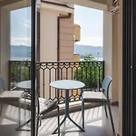Salus Hill Condo